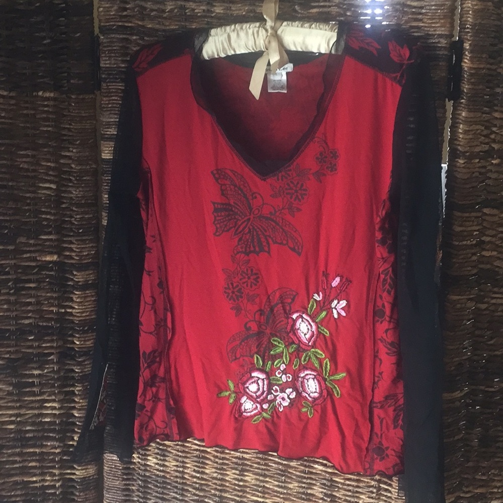 Krista Lee size large